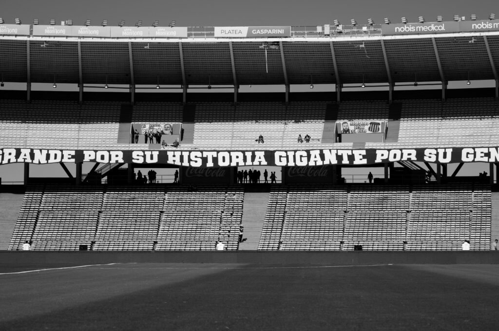 el-campo-de-futbol-fuentelucha-se-renueva-por-completo