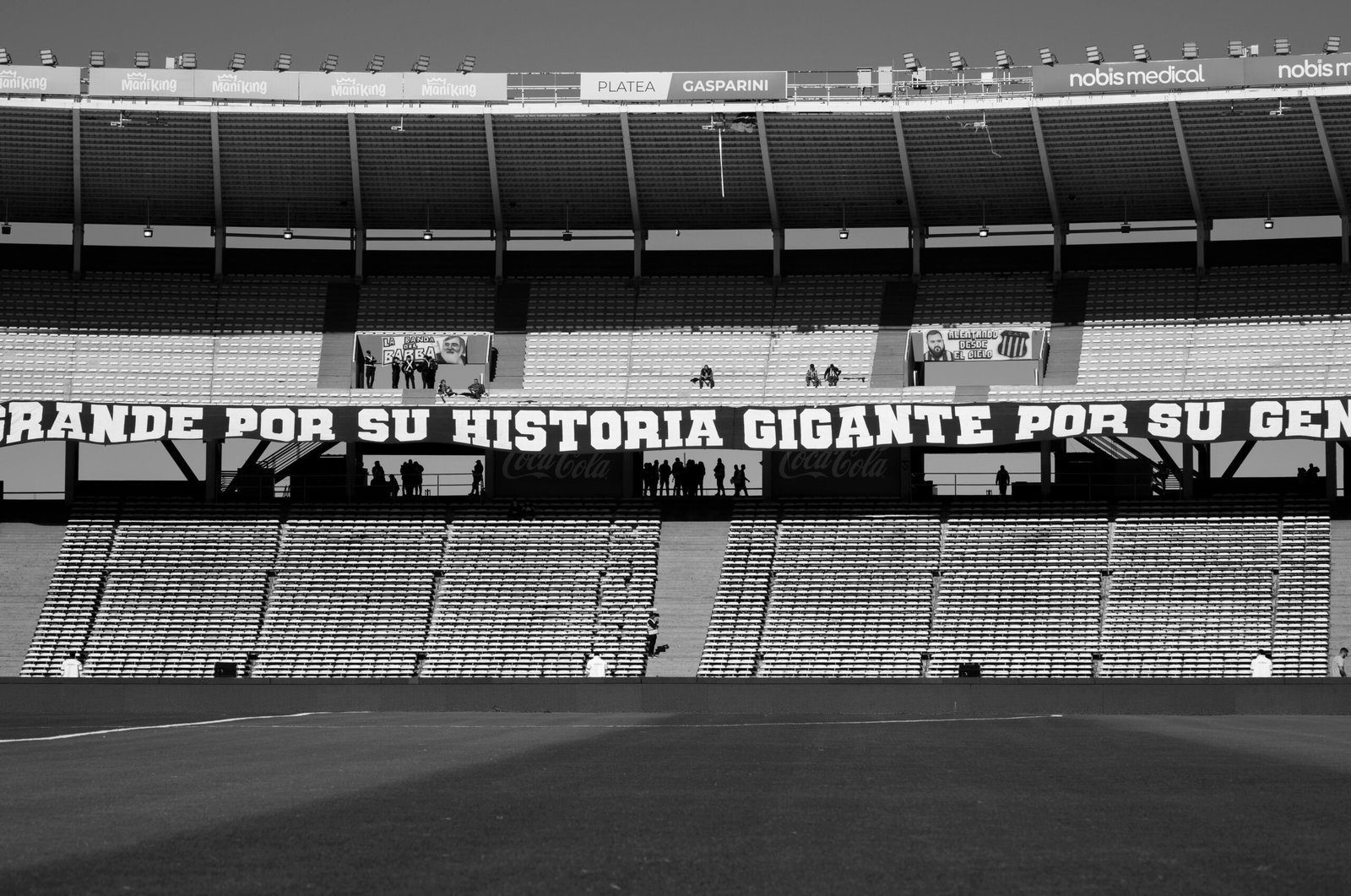 el-campo-de-futbol-fuentelucha-se-renueva-por-completo