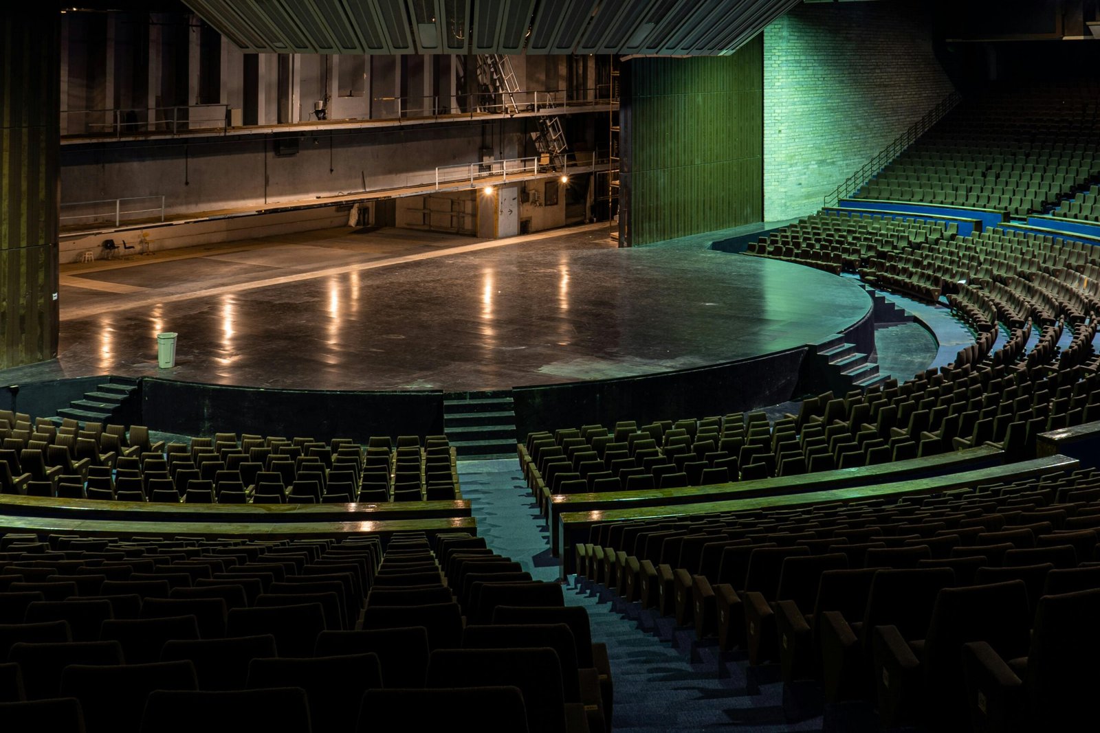 el-renovado-auditorio-paco-de-lucia-abre-sus-puertas